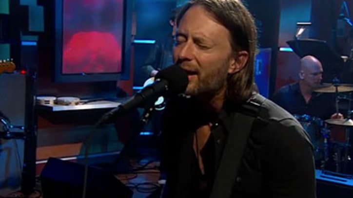 Radiohead 'Little by Little' on 'Colbert Report'
