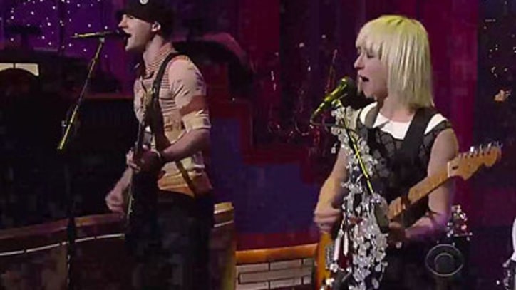 The Joy Formidable 'Whirring' on 'Letterman'