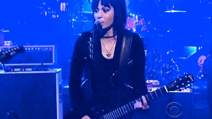 Joan Jett and the Foo Fighters 'Bad Reputation' on 'Letterman'