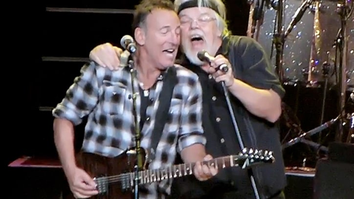 Bruce Springsteen and Bob Seger Perform 'Old Time Rock & Roll' in NYC
