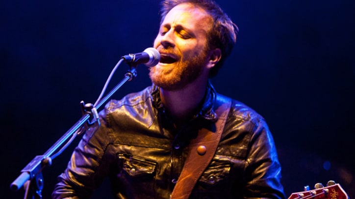 The Black Keys 'Lonely Boy' on 'SNL'