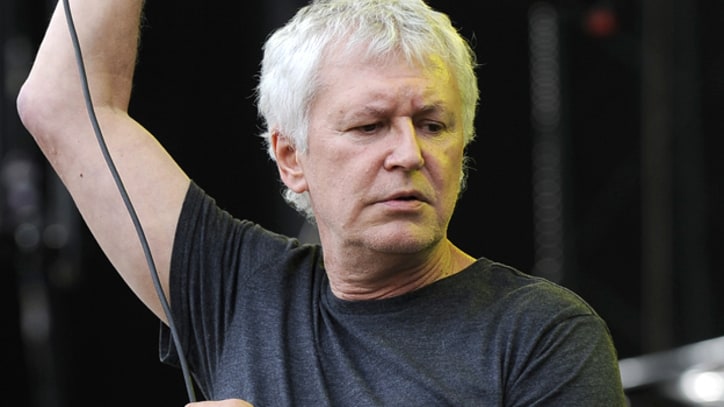 Guided By Voices Perform 'The Unsinkable Fats Domino'