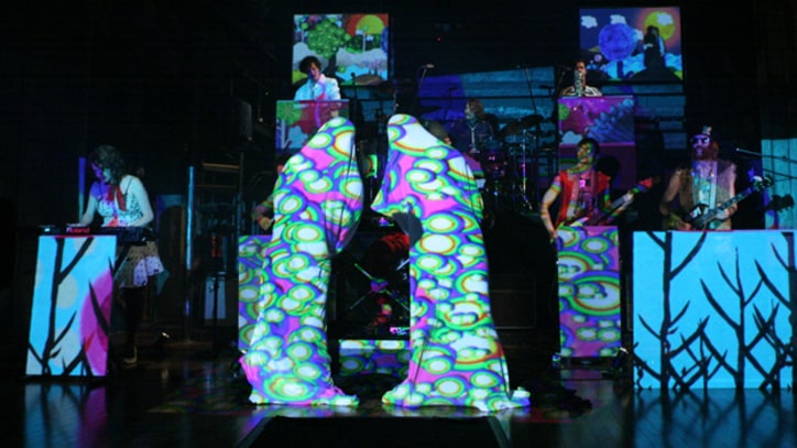 Of Montreal 'Dour Percentage' on 'Fallon'