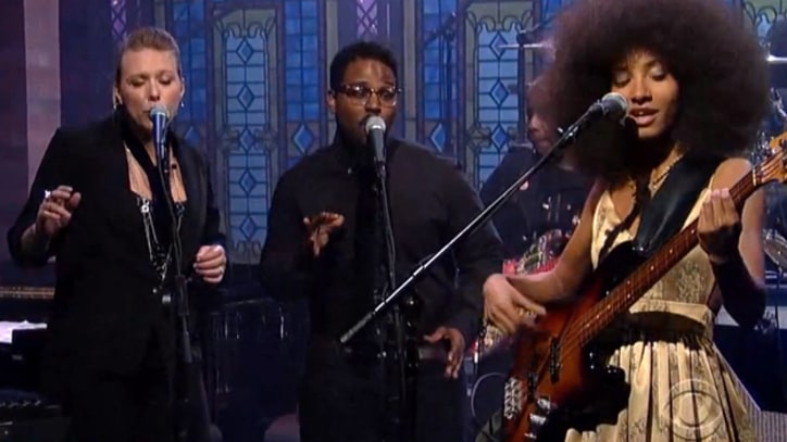 Esperanza Spalding 'Radio Song' on 'Letterman'