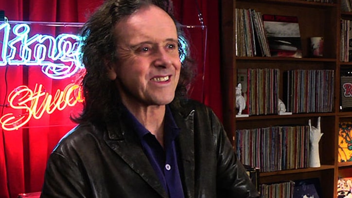 Donovan On teaching guitar technique to Beatles