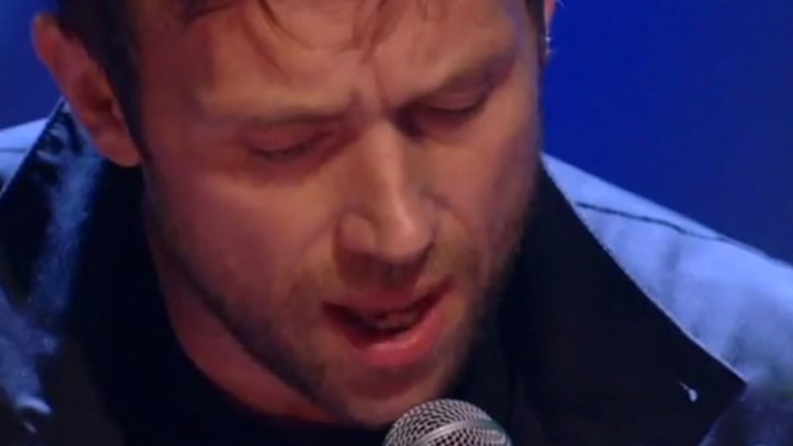 Damon Albarn Performs on 'Jools Holland'