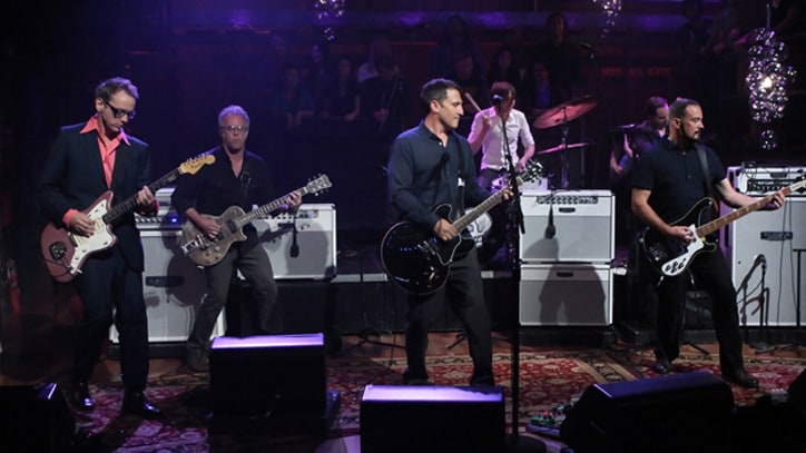 Afghan Whigs Play 'I'm Her Slave' on 'Fallon'