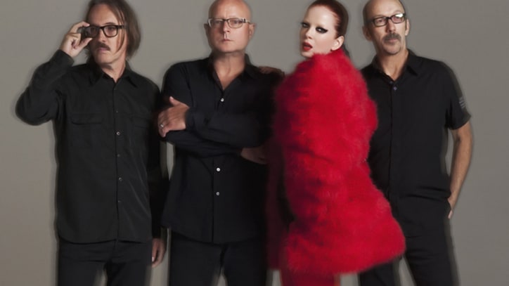 Garbage Rip Through 'I Think I'm Paranoid'