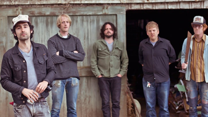 Premiere: Blitzen Trapper, 'Girl in a Coat'