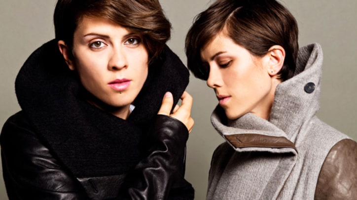 Premiere: Tegan and Sara Recall Innocent Love in 'Closer'