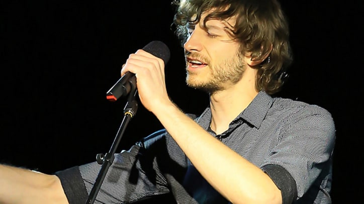 Gotye Performs Full Set for 'Letterman' Crowd