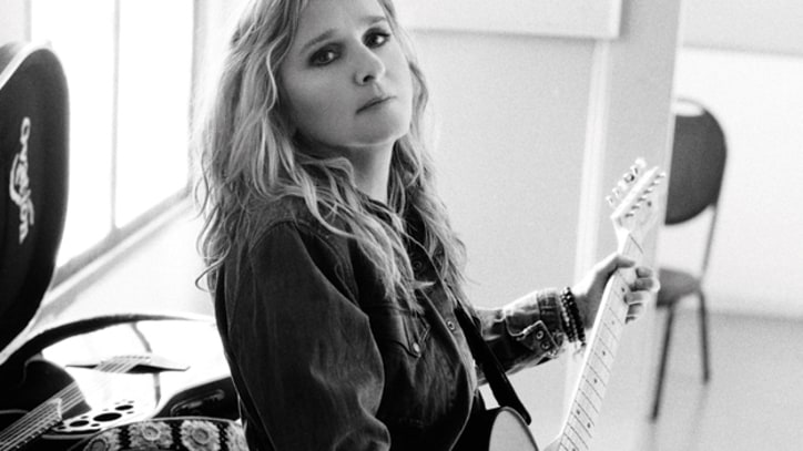 Melissa Etheridge Supports Legalizing Pot in Colorado