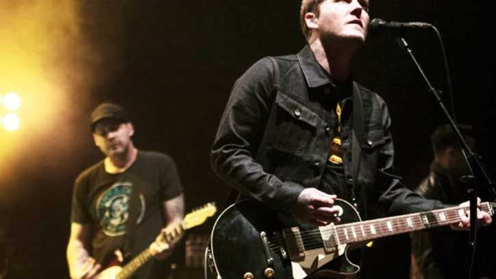 Gaslight Anthem Advocate Romance in 'Here Comes My Man'