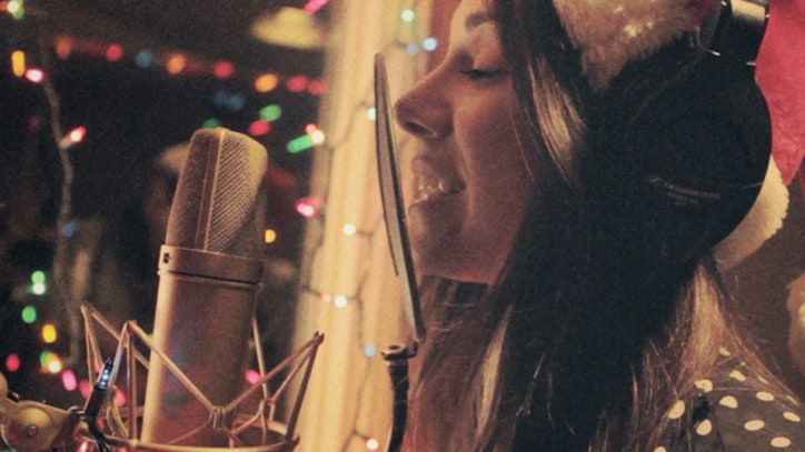 Behind the Scenes of Christina Perri's 'Very Merry Perri Christmas' EP