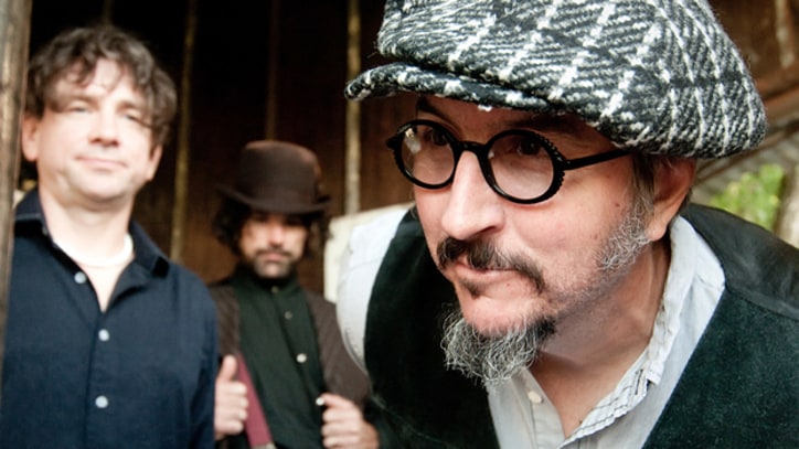 Primus Remember the Missing in 'Jilly's on Smack' – Premiere