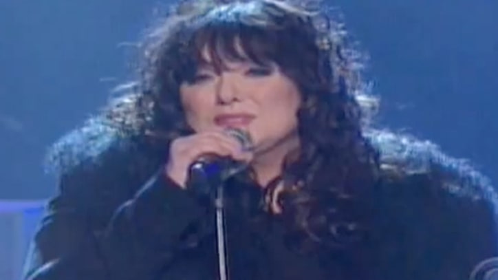 Heart Belt Out 'Stairway to Heaven' for Led Zeppelin