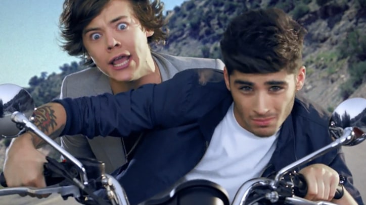One Direction Want to 'Kiss You'