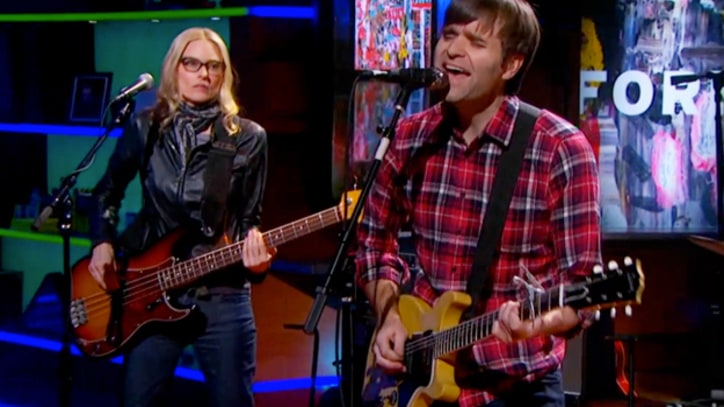 Ben Gibbard Duets With Aimee Mann on 'Colbert'