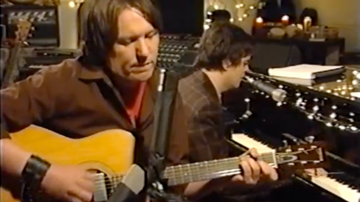 Elliott Smith Jams with Jon Brion in Lost VH1 Pilot