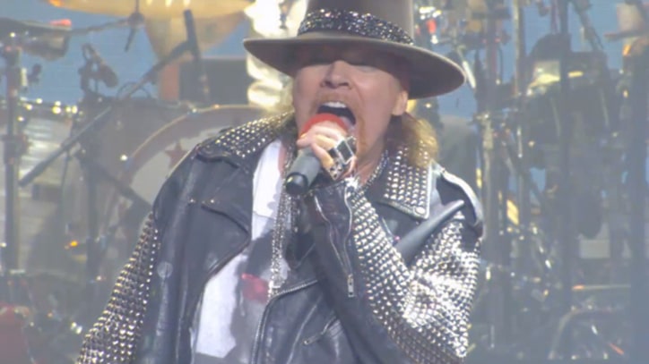 Guns N' Roses Bring 'Paradise City' to Sin City