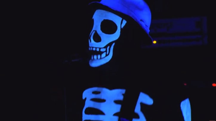 Fall Out Boy Not Afraid of the 'Dark' on 'Kimmel'