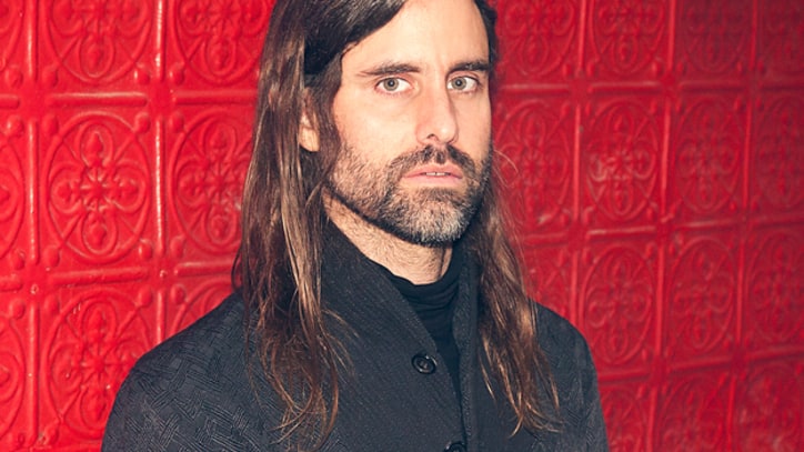 Andrew Wyatt Serenades the City in 'And Septimus ...' – Premiere