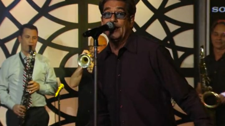 Huey Lewis and the News Still Seeking 'New Drug' on 'Kimmel'