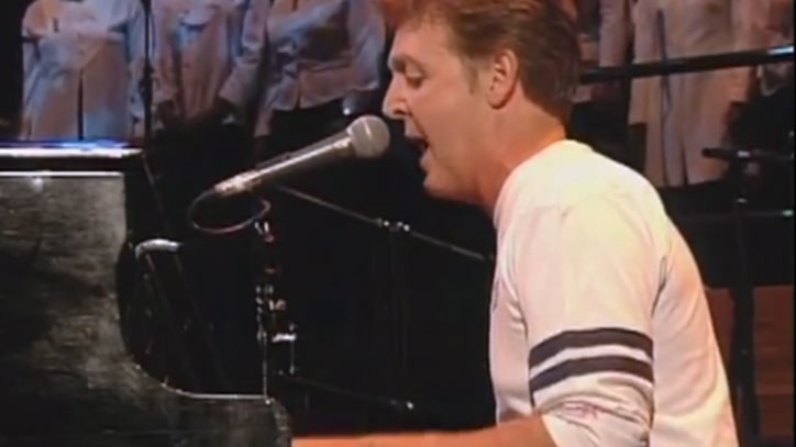 Flashback: Paul McCartney Performs 'Abbey Road' Medley in 1997