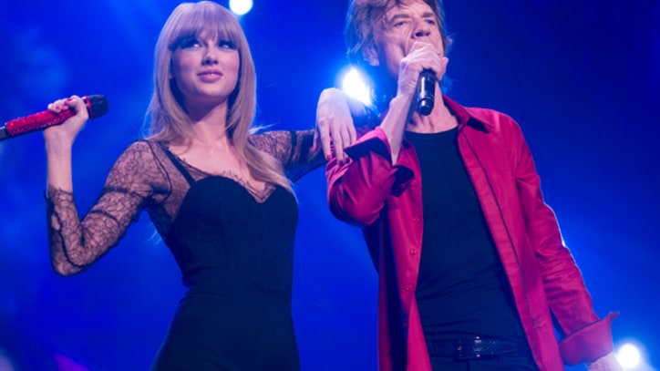Taylor Swift Joins Rolling Stones for 'As Tears Go By'