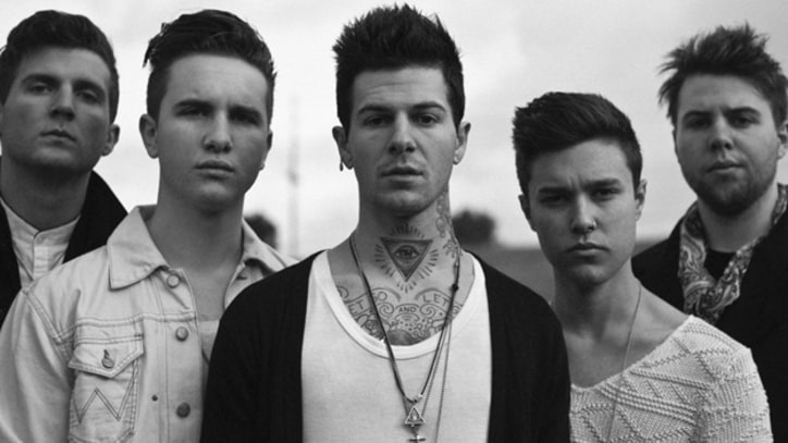 The Neighbourhood Take a Black-and-White Spin Through 'Sweater Weather'