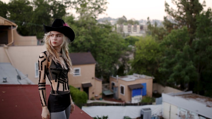 Grimes Returns for 'Go,' Her First New Song in Nearly Two Years
