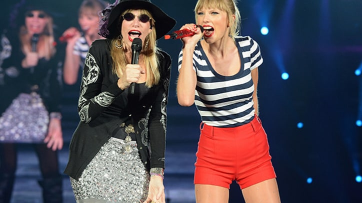 Carly Simon Joins Taylor Swift for 'You're So Vain'