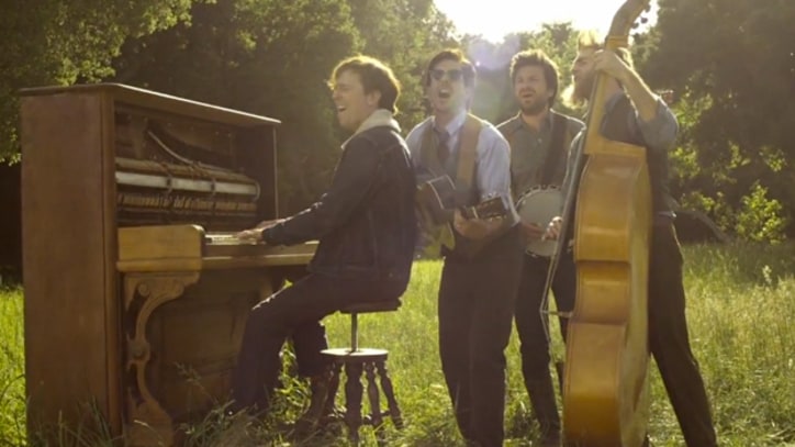 Mumford & Sons Tap Comedians for 'Hopeless Wanderer'