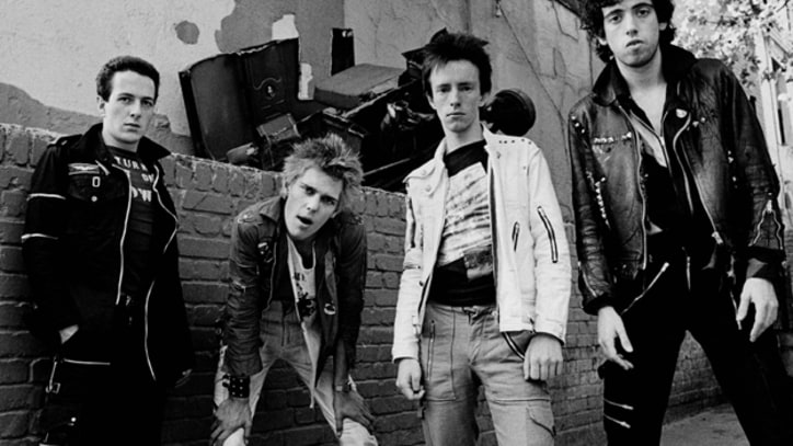 The Clash Rip Through '(White Man) in Hammersmith Palais' Live