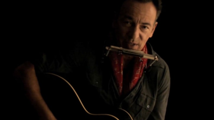 Bruce Springsteen Goes Bilingual on Argentine Protest Song