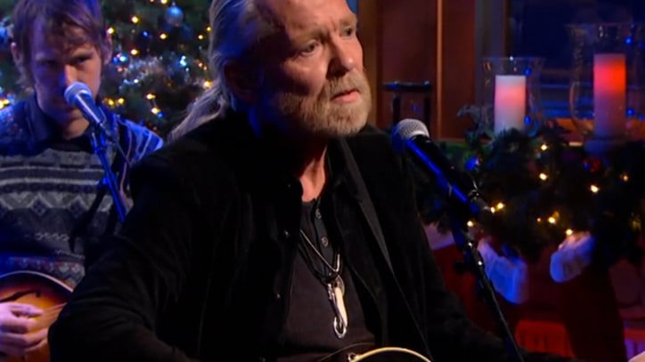 Gregg Allman, the National Sing 'Silver Bells' With Stephen Colbert