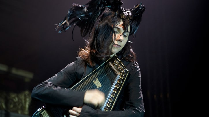 Watch PJ Harvey's Spellbinding 2011 Royal Albert Hall Debut