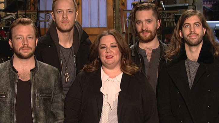 Seth Meyers Bids 'SNL' a Teary Farewell