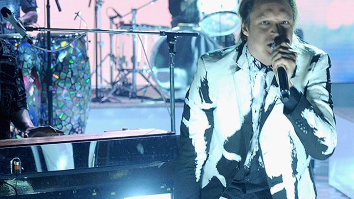 Watch Arcade Fire Perform 'Afterlife' on 'Jimmy Fallon'