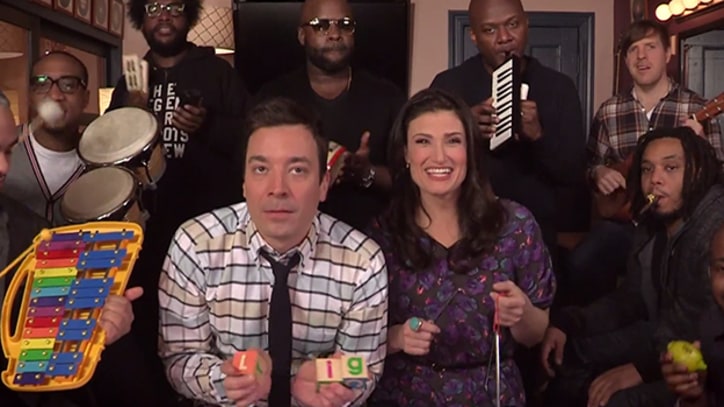 Jimmy Fallon, Idina Menzel, Perform 'Let It Go' With Kids' Instruments