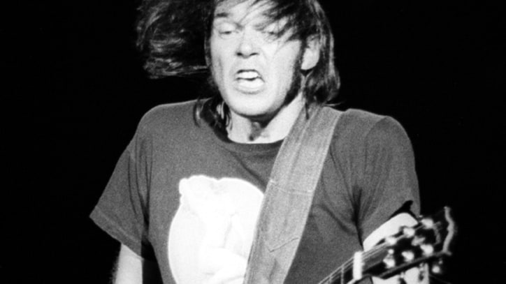 Flashback: Neil Young & Crazy Horse Rock Japan In 1976