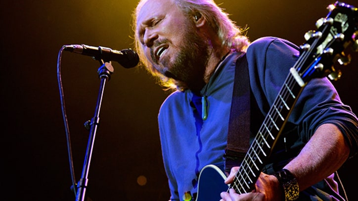 Watch Barry Gibb Cover Bruce Springsteen at U.S. Tour Kickoff