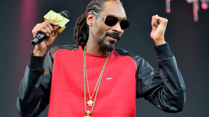 Watch Seth Rogen and Snoop Dogg Recap 'Game of Thrones'