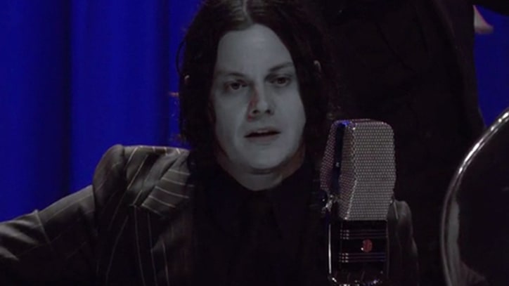 Jack White Gets Intimate with 'Temporary Ground' on 'Conan'