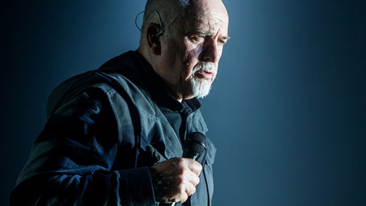 Peter Gabriel Revisits 'Mercy Street' Live in London - Premiere