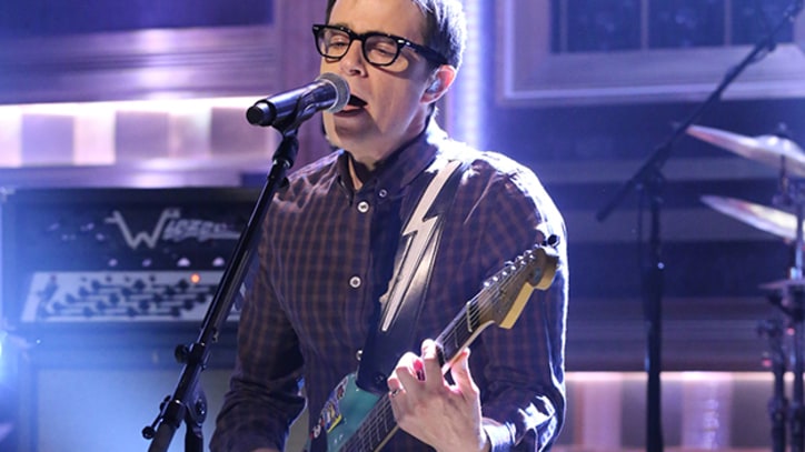 Weezer Bring 'Back to the Shack' and the Lightning Strap to 'Fallon'