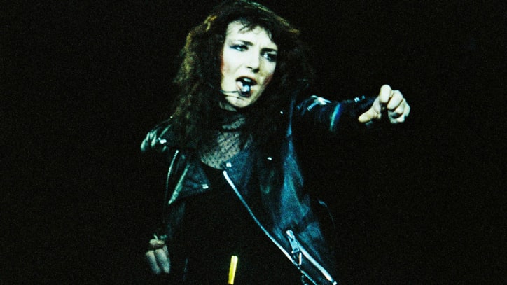 Camera-Shy Kate Bush Asks Fans Not to Shoot Her at Concerts