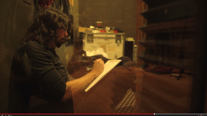 Foo Fighters Chat With Barack Obama, Willie Nelson in 'Sonic Highways' Trailer
