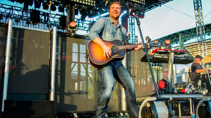 Chris Young's New Single Inspired by Notorious Nashville Bar