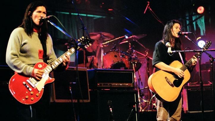 Kim and Kelley Deal Talk New Breeders Songs: There Are 'Five That We Can Play'